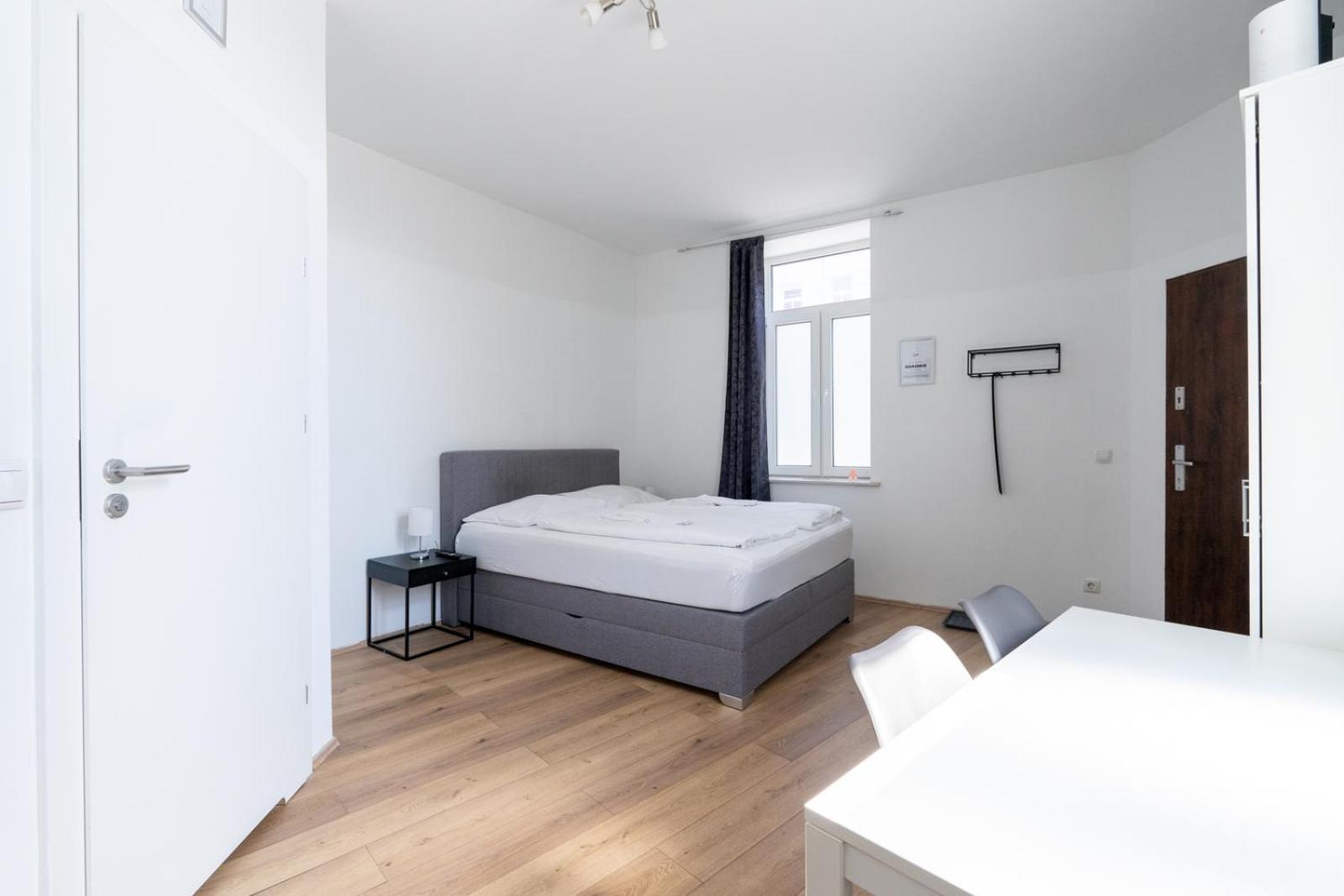 Apartament Farawayhomes 43 *